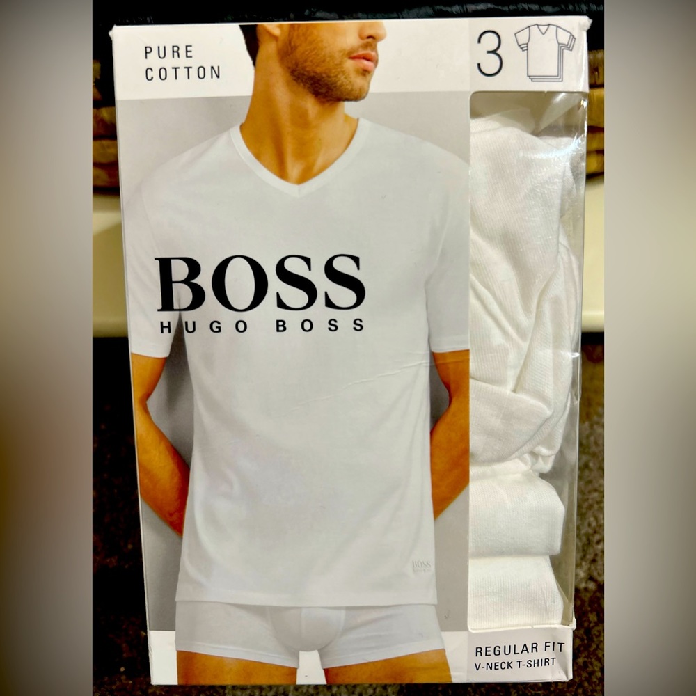 NIB BOSS by Hugo Boss V-Neck T-shirts, 3 pack.